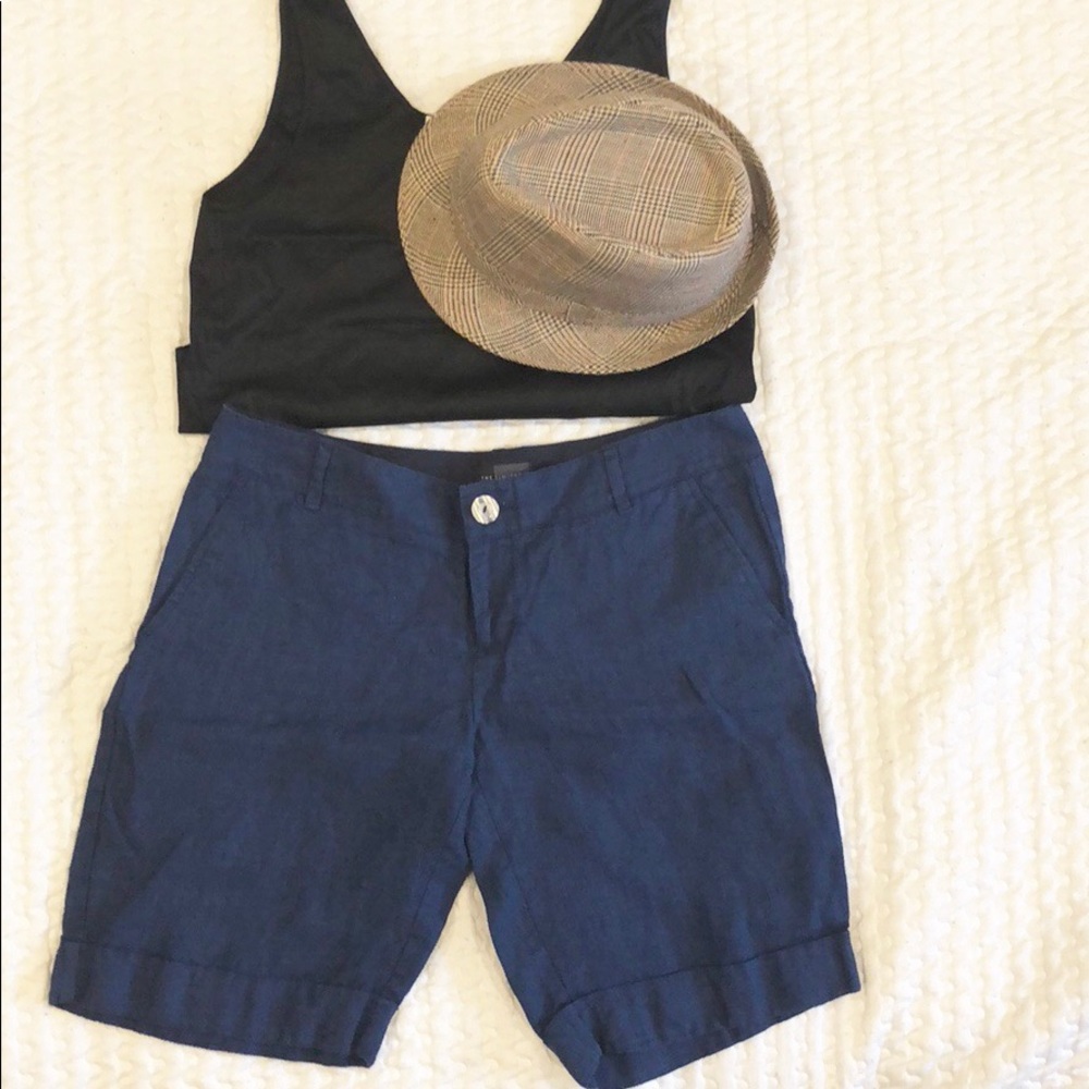 The Limited | 100% linen Bermuda shorts